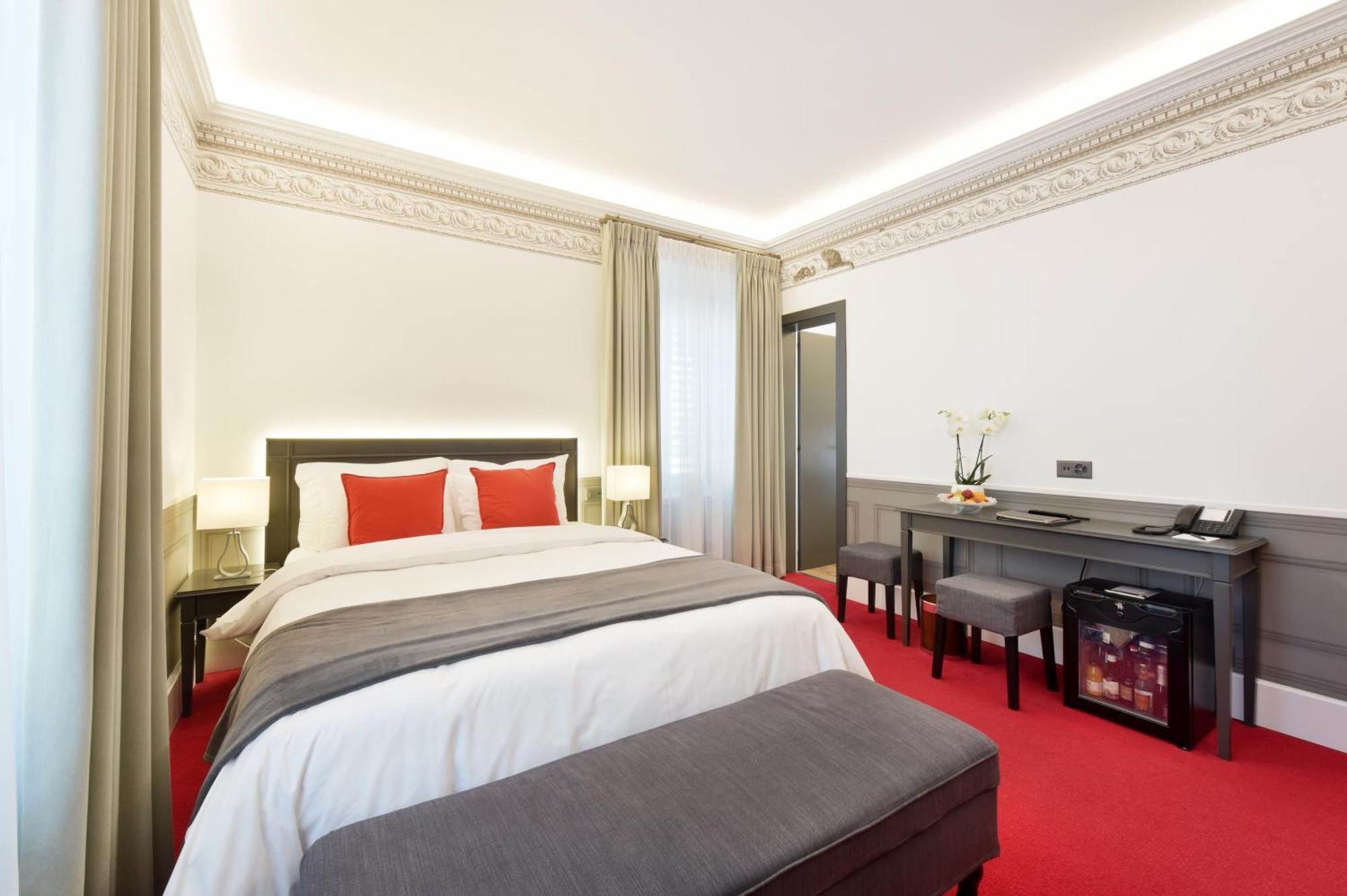 Golf Hotel Rene Capt Montreux Room photo