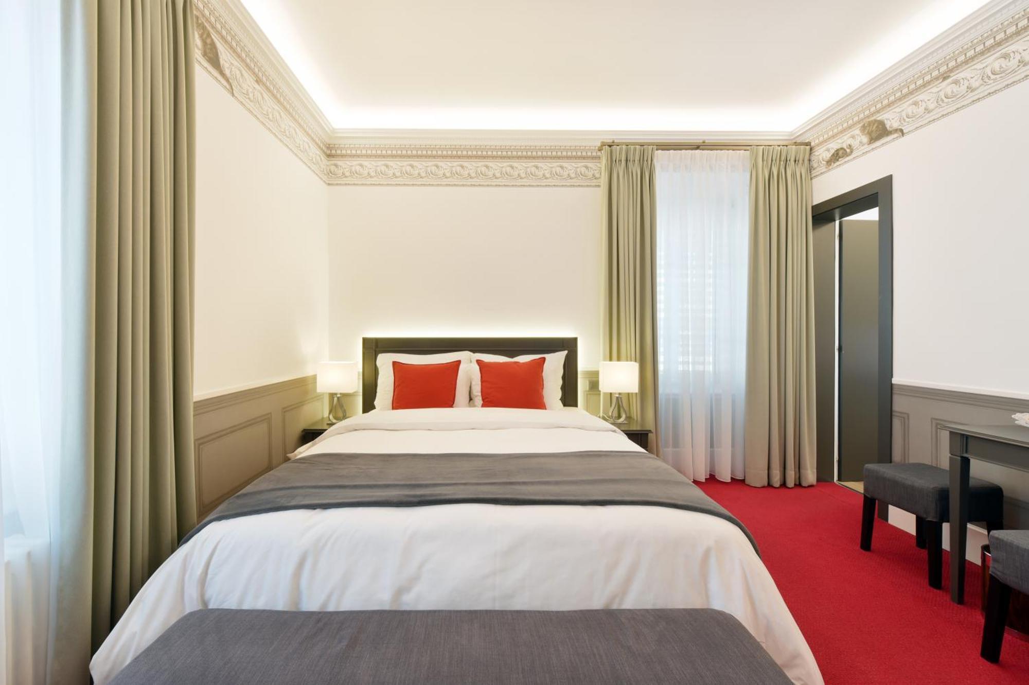 Golf Hotel Rene Capt Montreux Room photo
