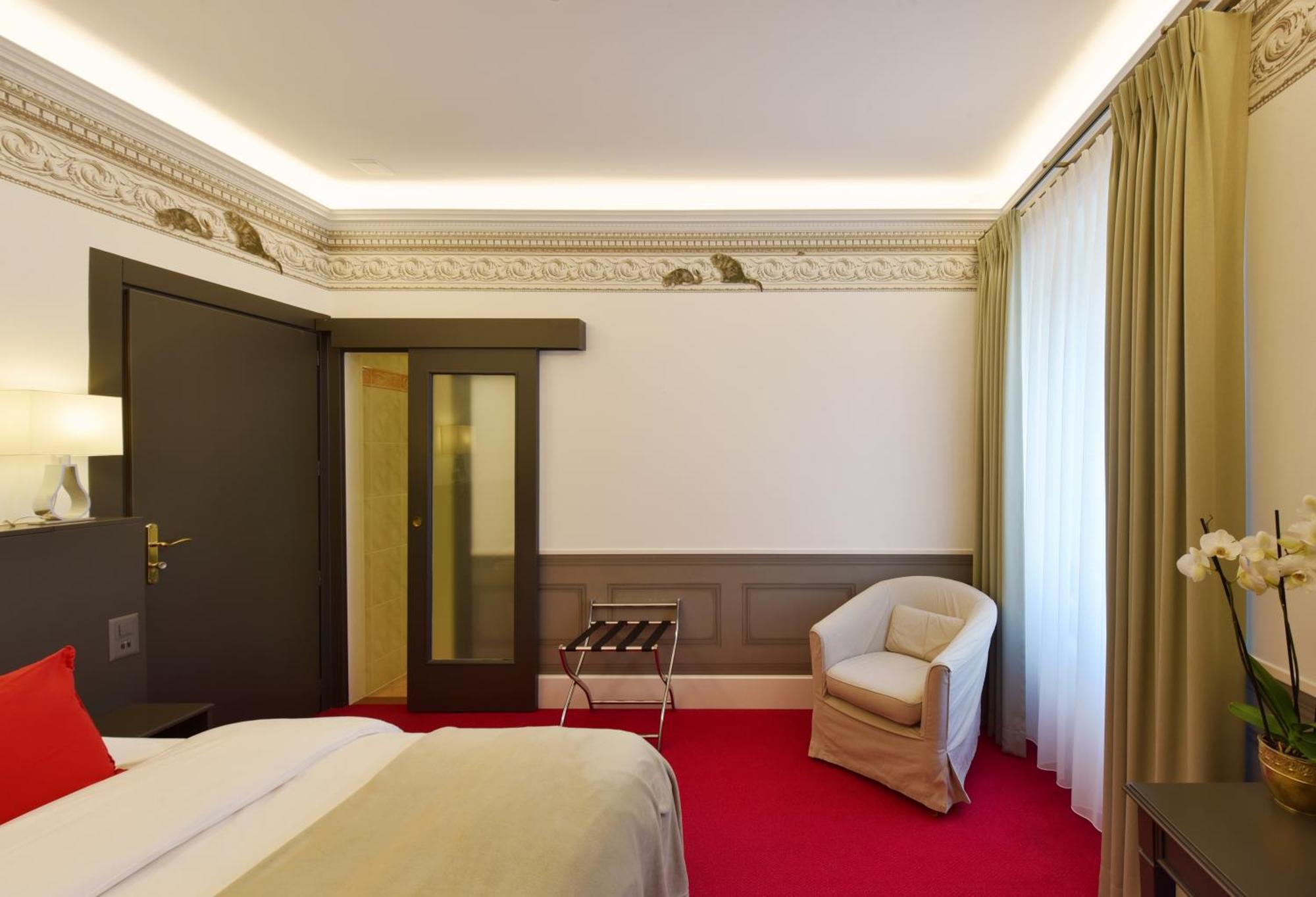 Golf Hotel Rene Capt Montreux Room photo