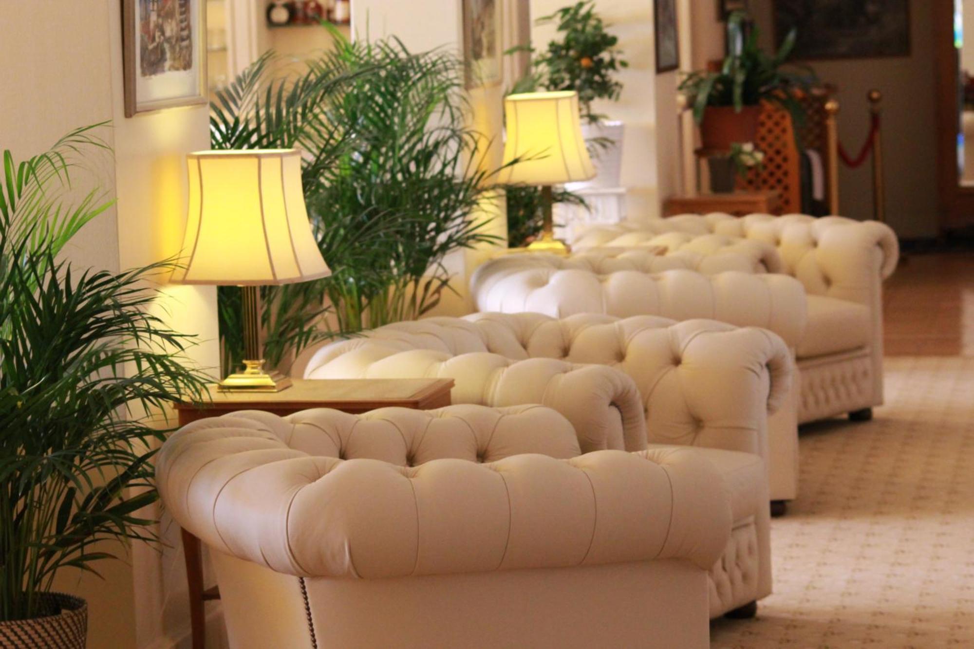 Golf Hotel Rene Capt Montreux Exterior photo
